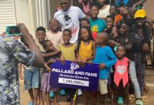 Pallaso donates